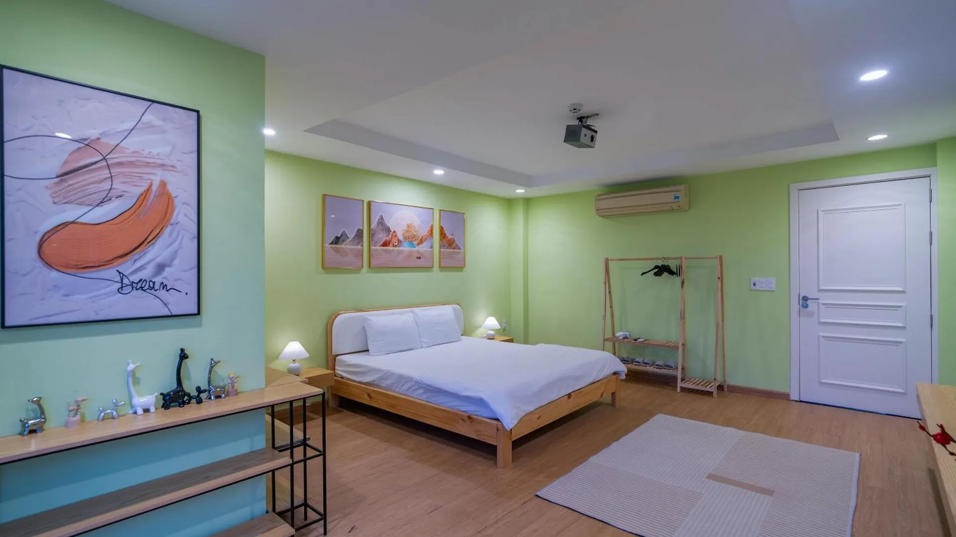 Pome' Coffee & Homestay Da Nang Vietnam